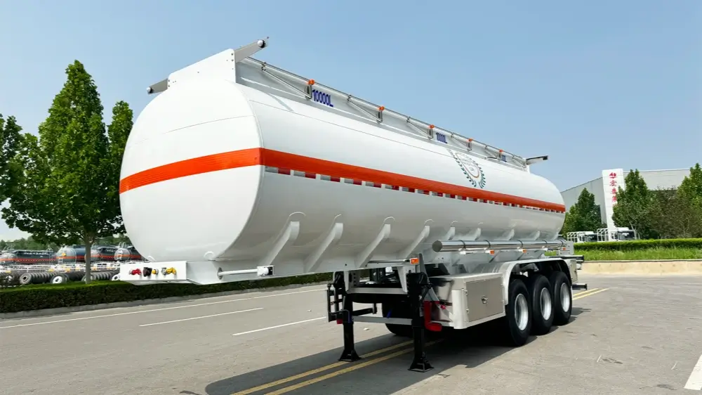 What is the capacity of a fuel tank trailer? - Fuel Tanker Trailer ...