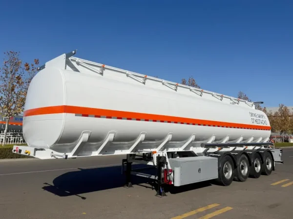4 Axles 38000 Liters Tanker Trailer