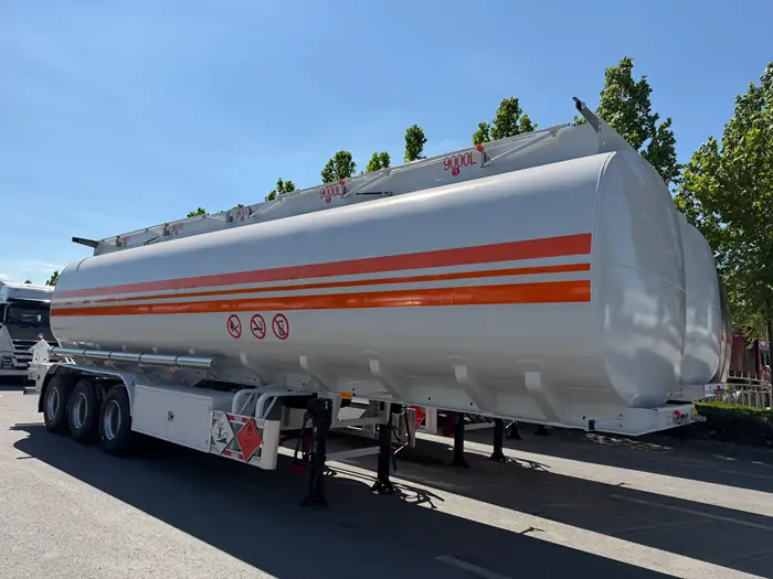 3 Axle 45000L Fuel Tanker Trailer 2