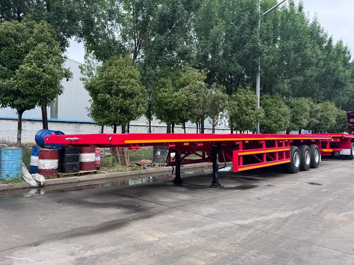 Skeleton Trailer vs Flatbed Trailer 2