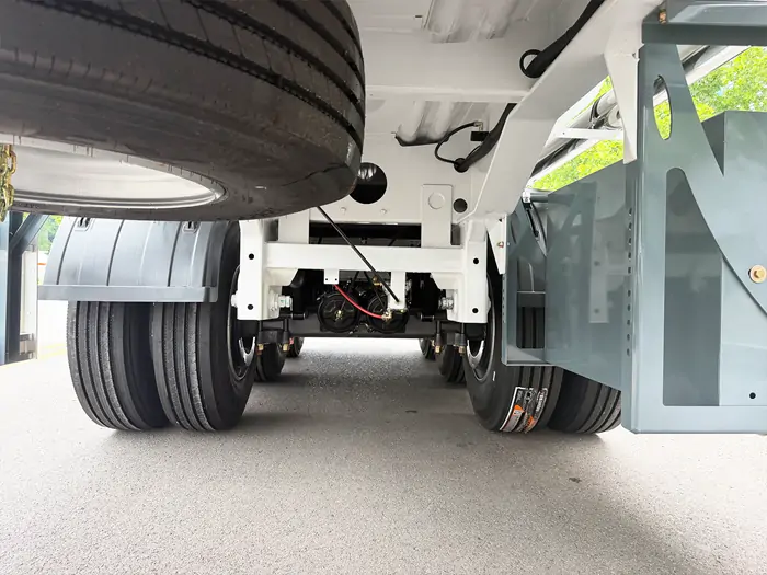 3 Axle 304-2B Food Stainless Steel Tanker Trailer 8