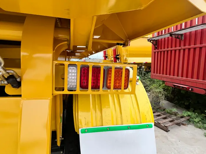 3 Axle Dump Semi Trailer 7