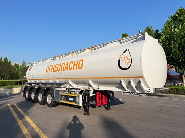 4 Axle 35,000L Oil Tanker Semi Trailer 2