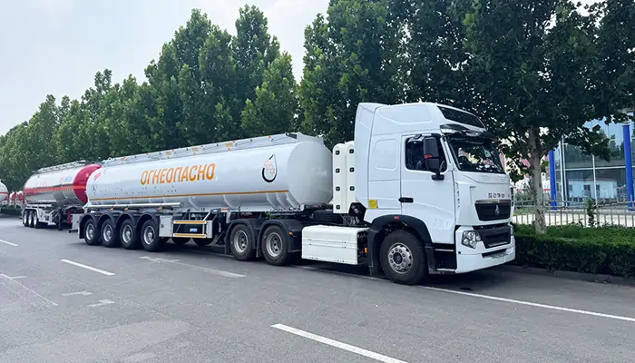 4 Axle 35,000L Oil Tanker Semi Trailer 5