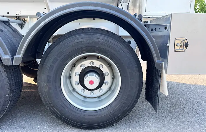 4 Axle 35,000L Oil Tanker Semi Trailer 7