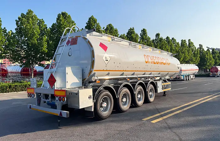 4 Axle 35,000L Oil Tanker Semi Trailer 8