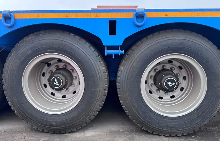 5 Axle Folding Gooseneck Trailer 4