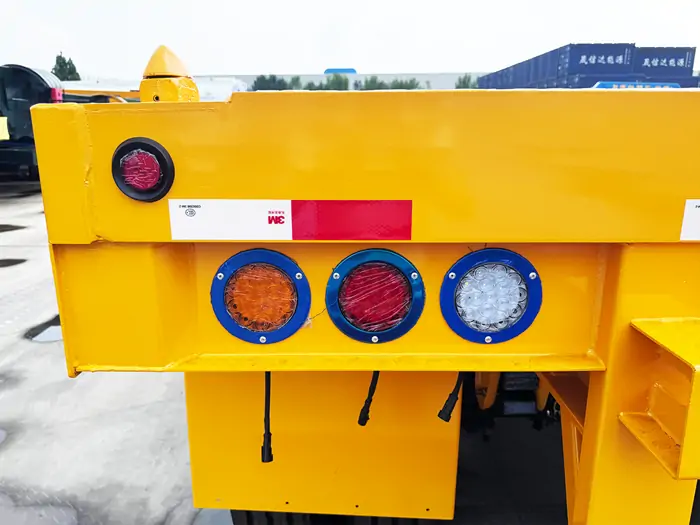 4 Axle Flatbed Semi Trailer for sale