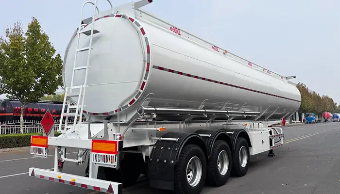 45cbm Fuel Tanker Trailer 4