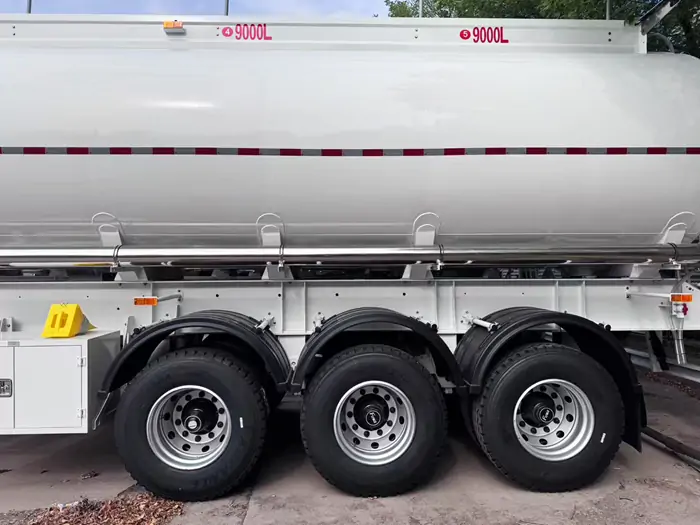 45cbm Fuel Tanker Trailer 5